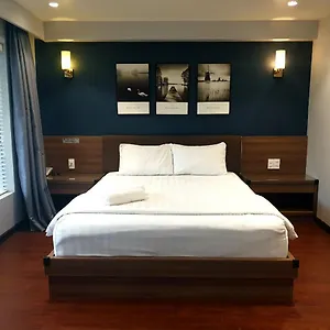 Hotel Reddoorz Premium Cloud 9 An Nhon