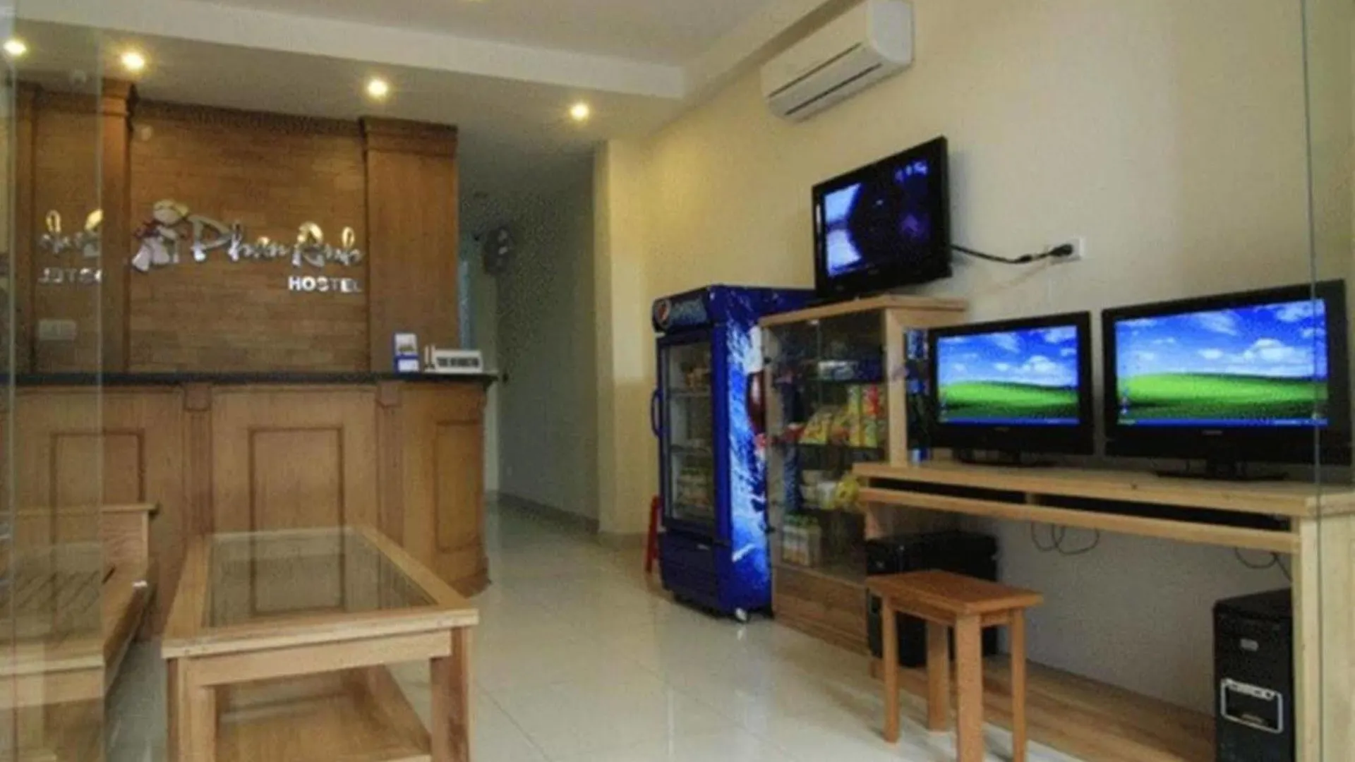 Phan Anh Hotel - Bui Vien Walking Street Хошимин 2*,