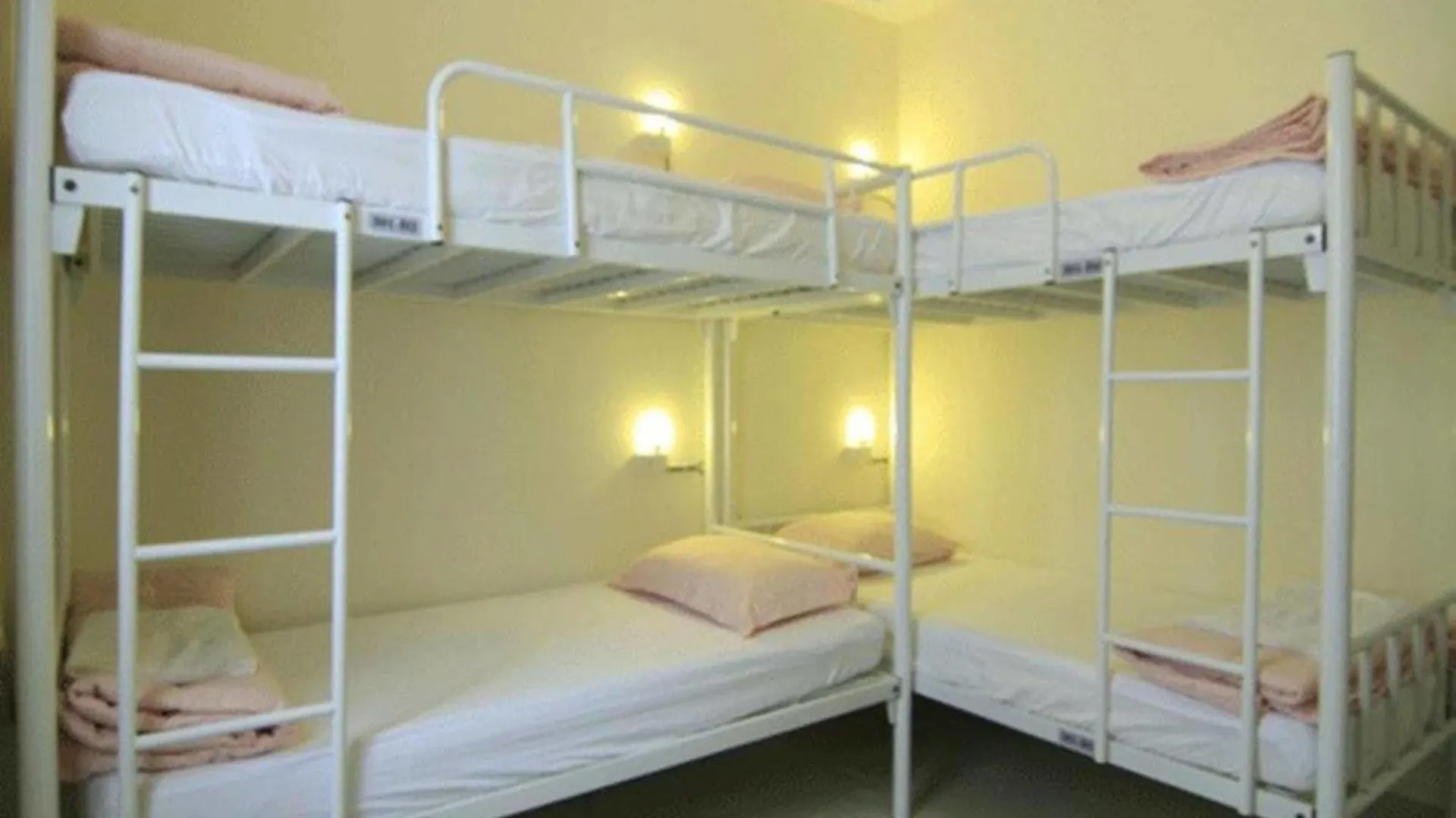 Phan Anh Hotel - Bui Vien Walking Street Хошимин