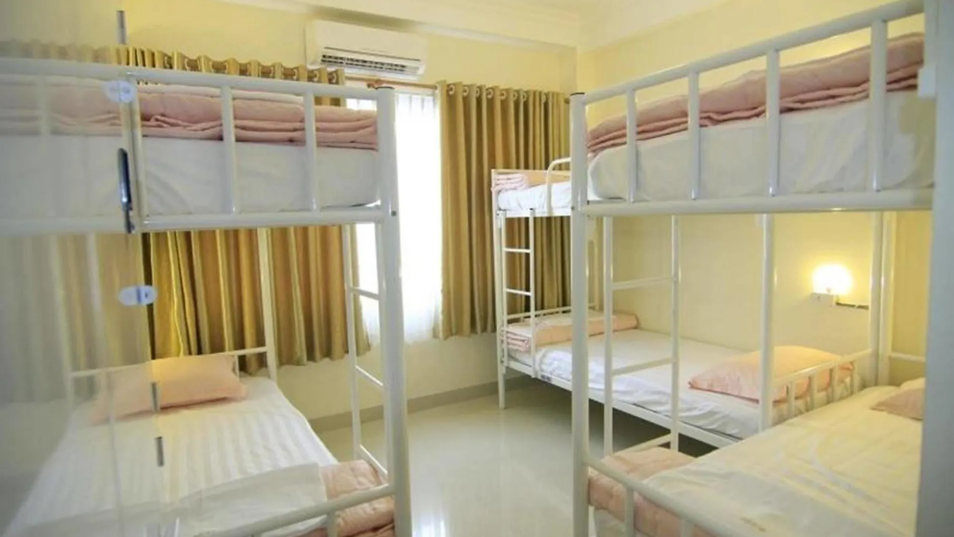 Phan Anh Hotel - Bui Vien Walking Street Хошимин